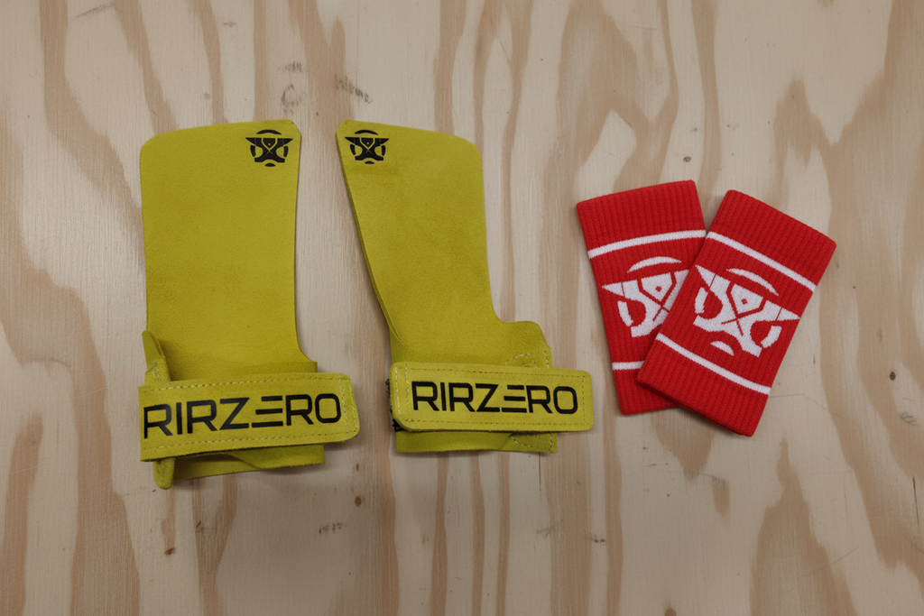 Pack calleras RIRZERO amarillas grandes y muñequeras rojas pequeñas